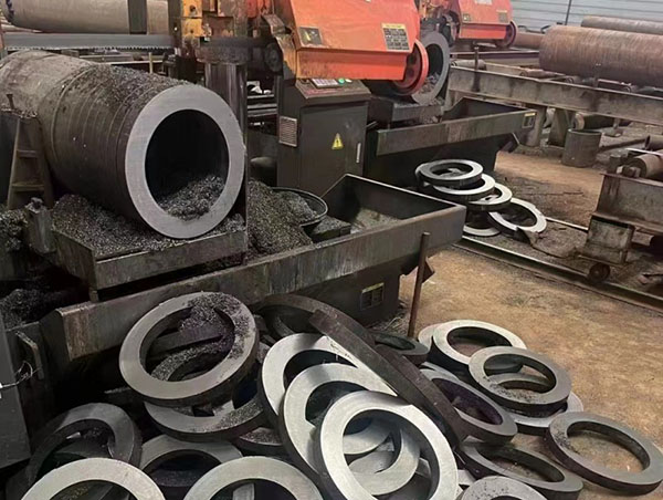 通河20G无缝钢管切割